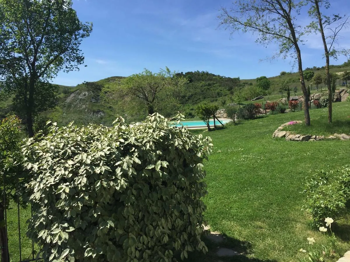 راديكوفاني Romantico Cottage منزل ريفي